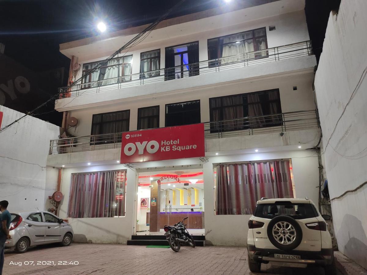Hotel kb square Chandīgarh Exterior foto