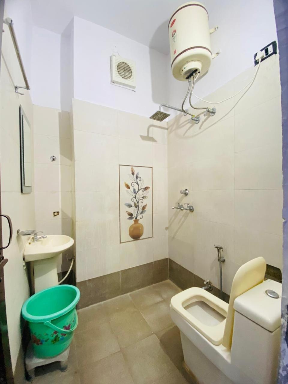 Hotel kb square Chandīgarh Exterior foto